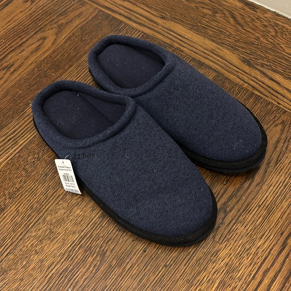 L.L. Bean Men’s Sweater Fleece Slipper Scuff, size 11 in Bright Navy